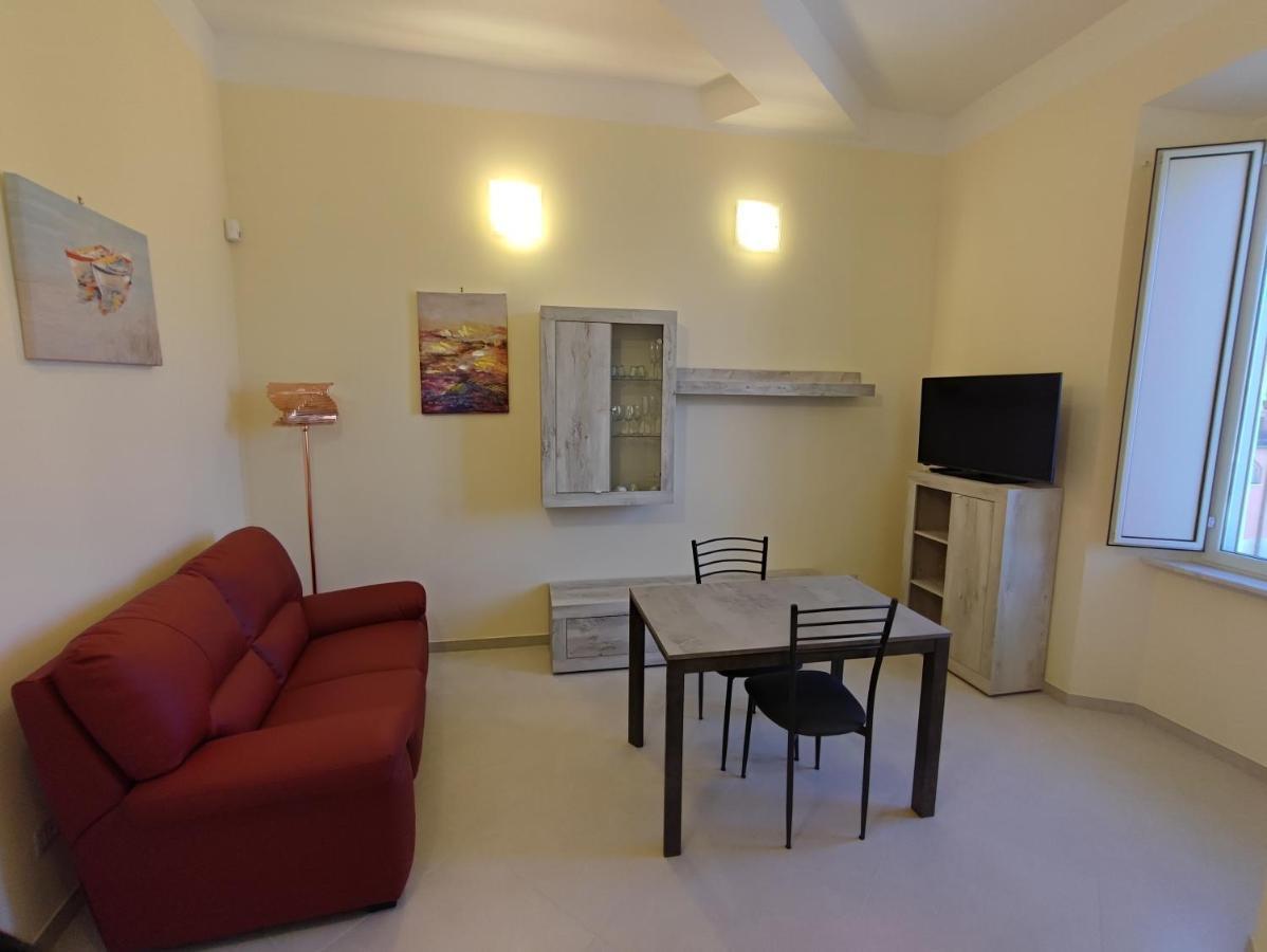 In Centro Rooms And Apartments Isola di Liri Екстериор снимка