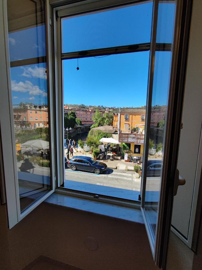 In Centro Rooms And Apartments Isola di Liri Екстериор снимка