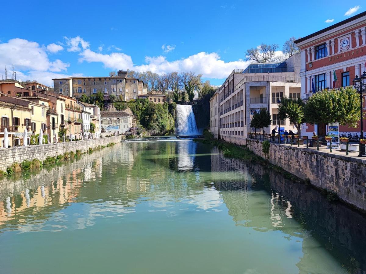 In Centro Rooms And Apartments Isola di Liri Екстериор снимка