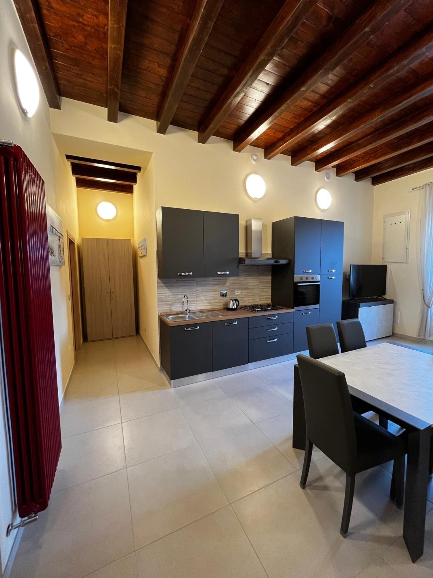 In Centro Rooms And Apartments Isola di Liri Екстериор снимка